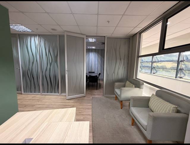 157M² OFFICE FOR SALE IN UMHLANGA RIDGE